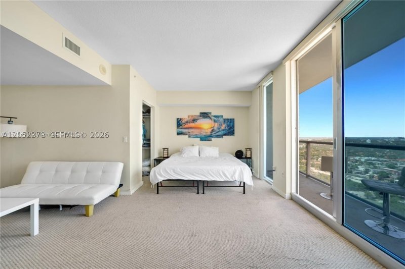 Comprar apartamento en Latitude On The River 3100