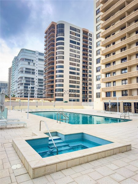 Alquiler de apartamento en The Plaza Bal Harbour 202