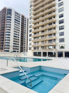 Alquiler de apartamento en The Plaza Bal Harbour 202