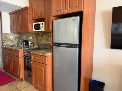 Comprar apartamento no Aventura Beach Club 837