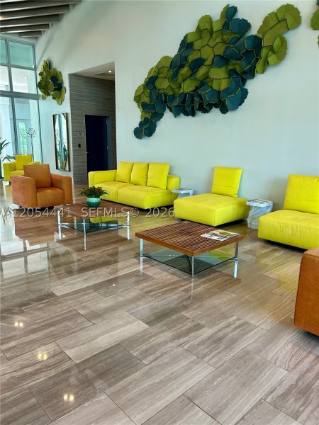 Comprar apartamento en Le Parc at Brickell 812