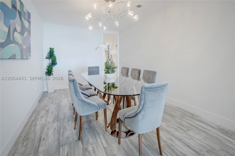 Property photo # 4