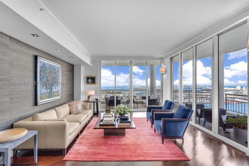 Comprar apartamento en Three Tequesta Point LPH4401