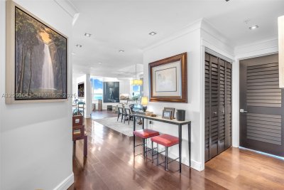 Comprar apartamento en Three Tequesta Point LPH4401