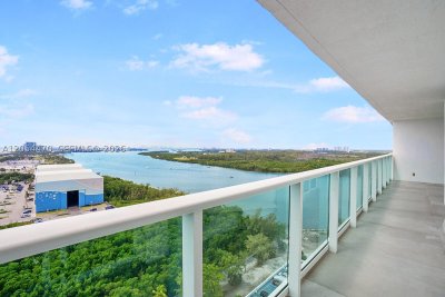 Aluguel de apartamento no Arlen House 2125