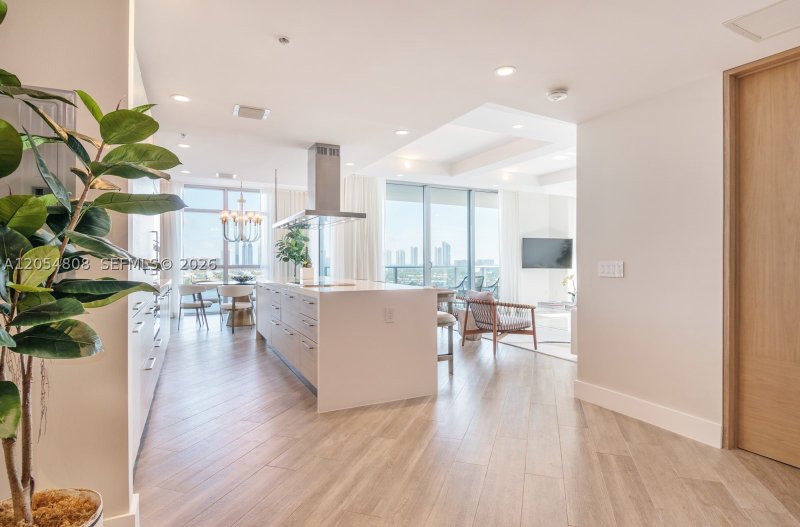 Condo for sale at Marina Palms Yacht Club 1609