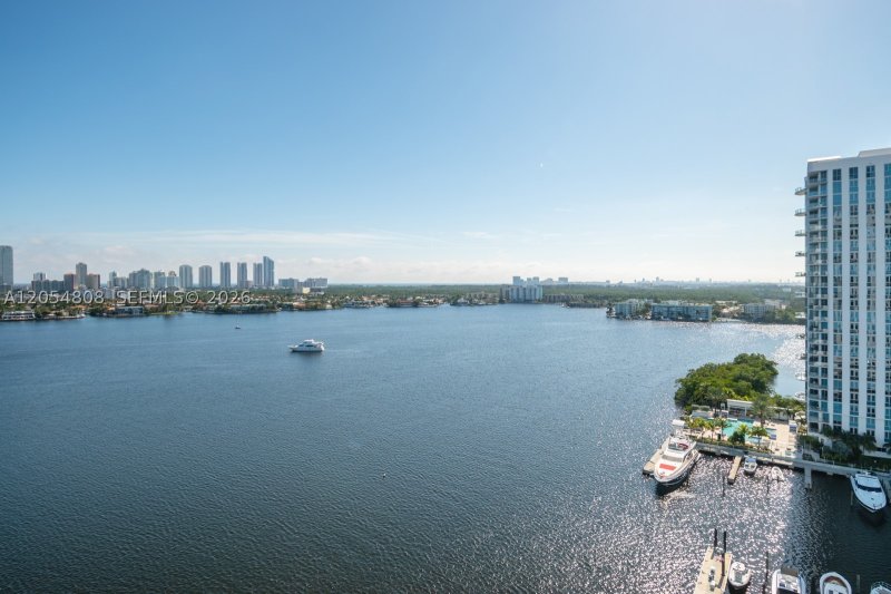 Condo for sale at Marina Palms Yacht Club 1609