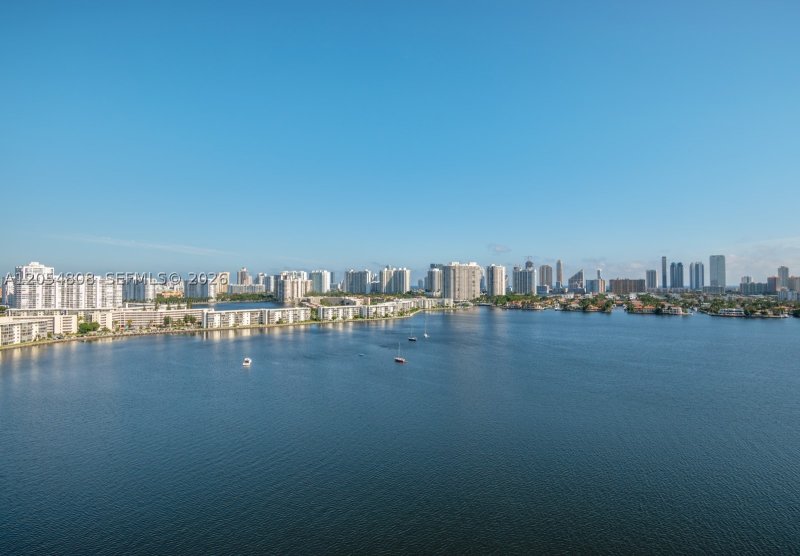 Condo for sale at Marina Palms Yacht Club 1609
