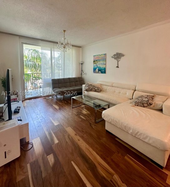 Alquiler de apartamento en Porto Bellagio 2412