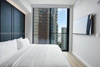 Aluguel de apartamento no E11EVEN Hotel & Residences 4906 B