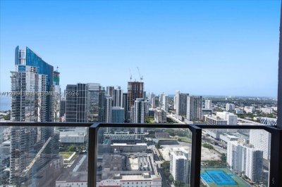 Aluguel de apartamento no E11EVEN Hotel & Residences 4904 B