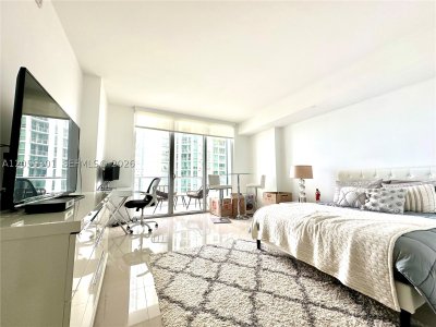 Brickell House Condo Apt #1205