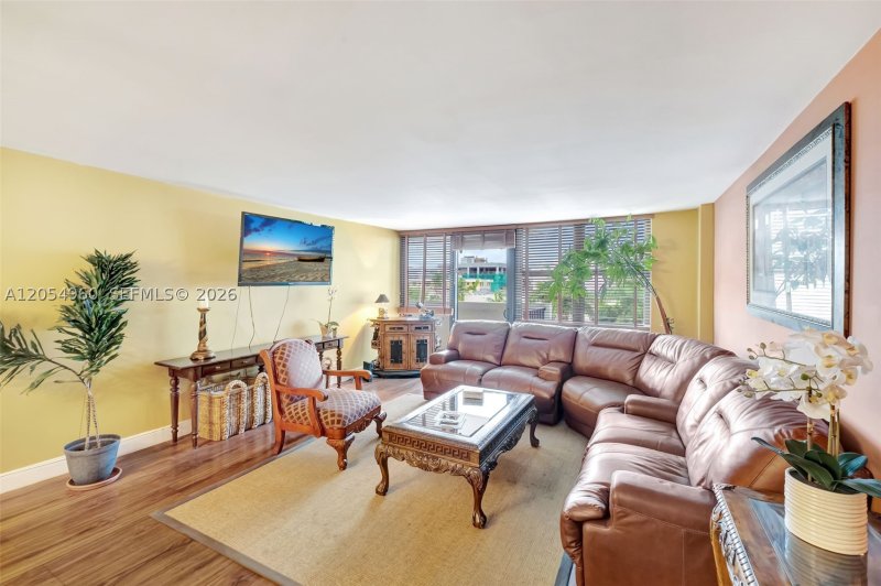 Condo for sale at The Belmont 502
