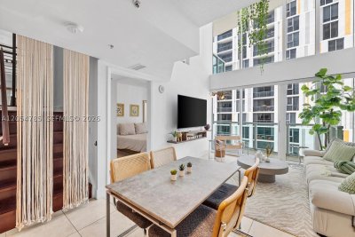 Comprar apartamento no Brickell on the River South 510