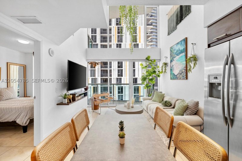 Condo for sale at Brickell on the River South 510