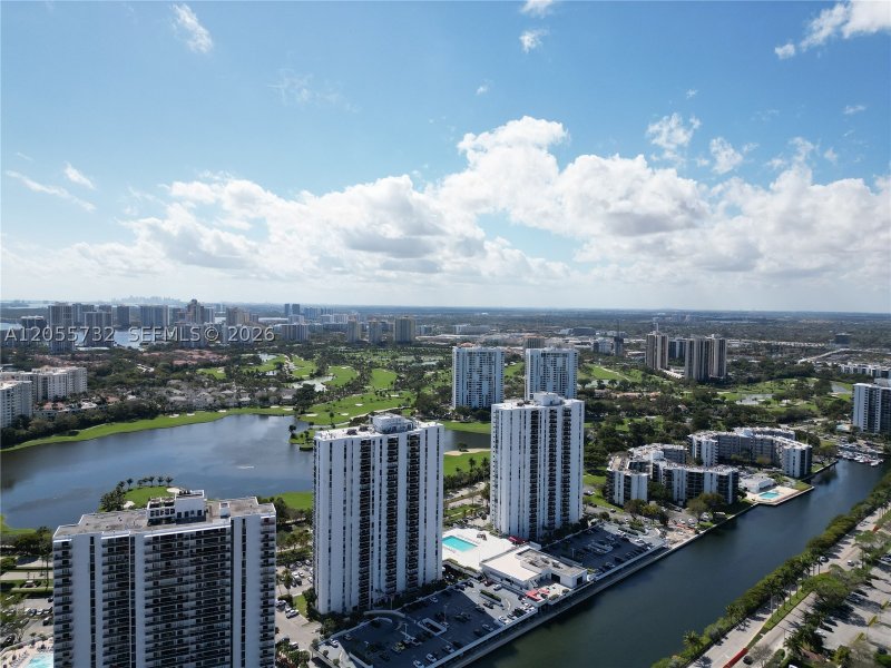 Condo for sale at El Dorado 2409