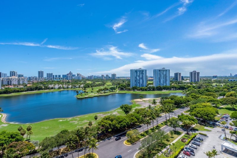 Condo for sale at El Dorado 2409