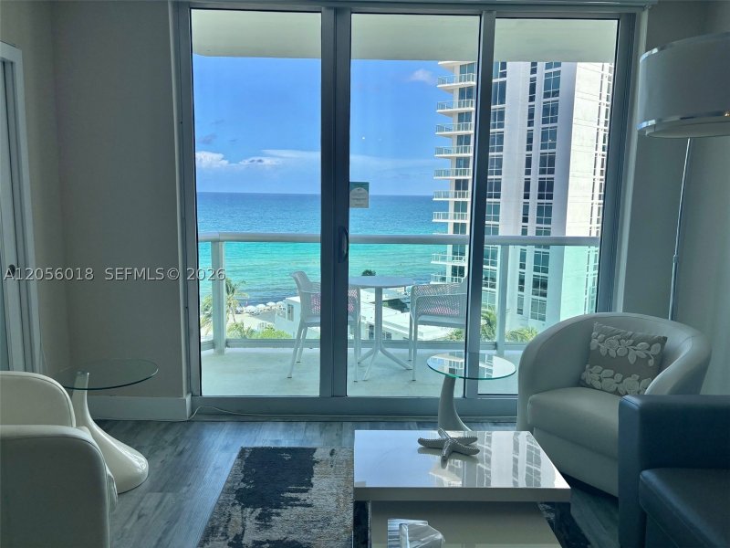 Apartment for rent at Tides Hollywood Beach 10L