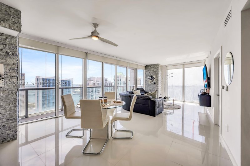 Apartment for rent at Icon Brickell Tower II 3702
