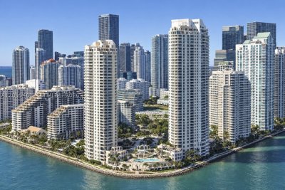 Comprar apartamento no Brickell Key One A1216