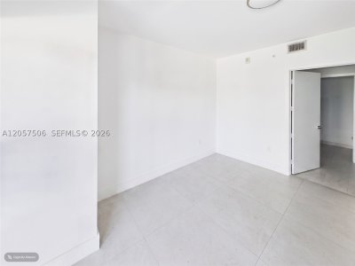 Comprar apartamento no Aria on The Bay 203