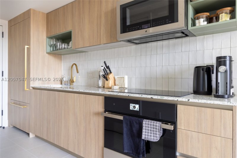Property photo # 8