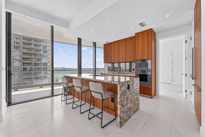 Alquiler de apartamento en Una Residences at Brickell 604