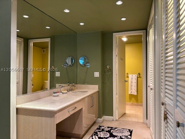 Condo for sale at Gables Plaza 1201