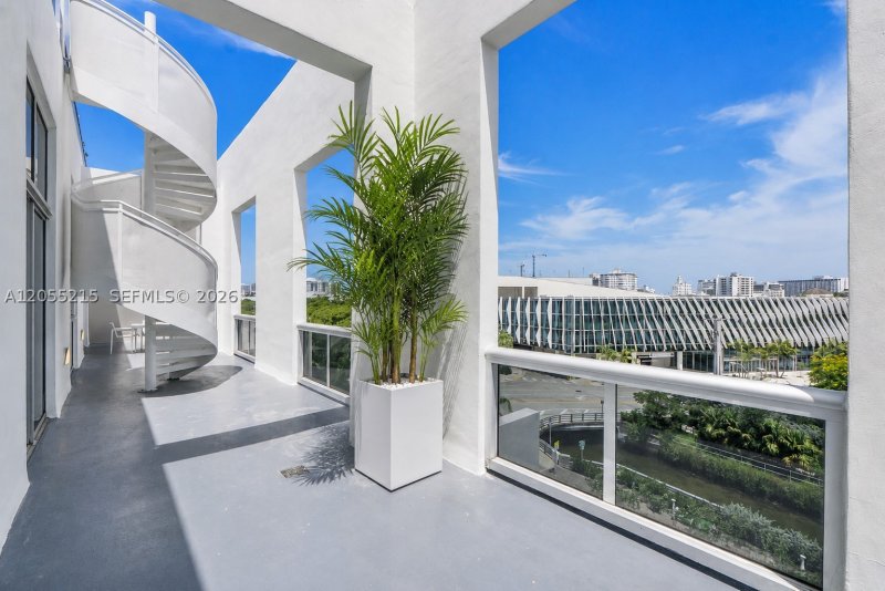 Condo for sale at The Meridian Lofts PH-16