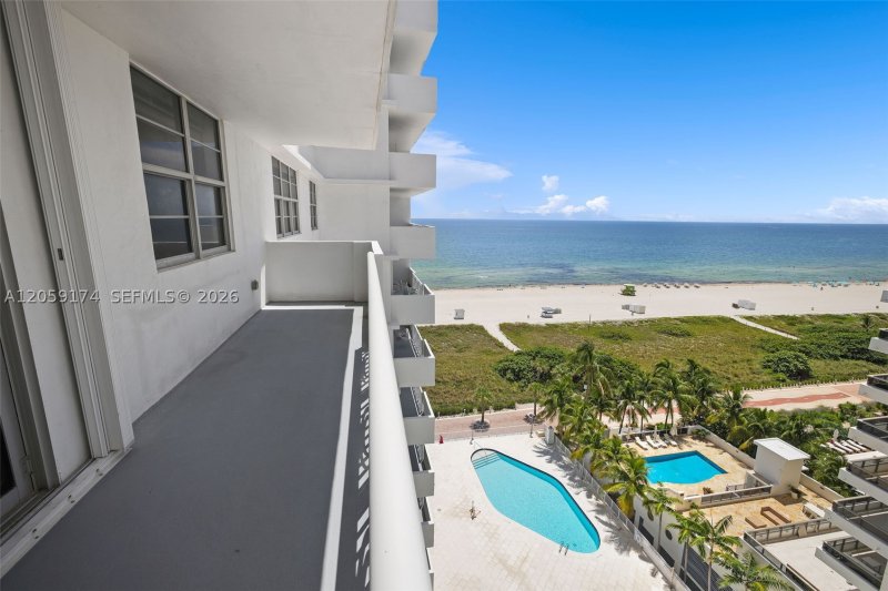 Condo for sale at Corinthian Condo 12H