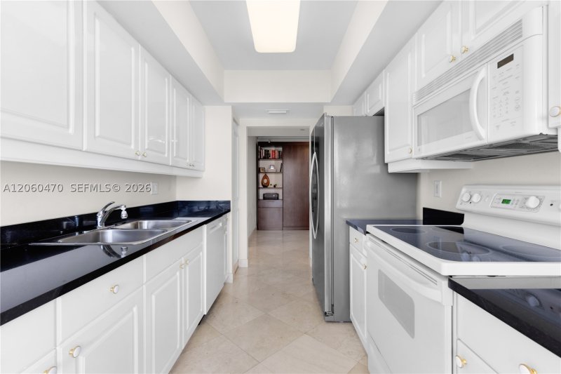 Property photo # 9