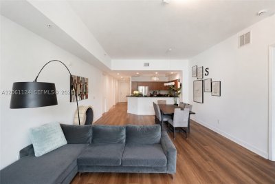 Comprar apartamento no One Fifty One at Biscayne 102