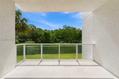 Comprar apartamento no One Fifty One at Biscayne 102