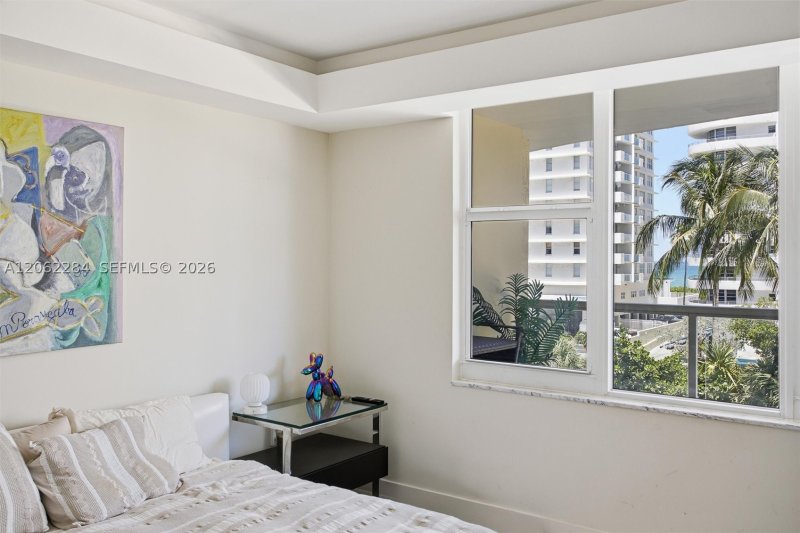 Condo for sale at 5600 Collins 5A