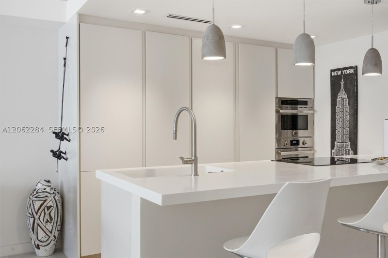 Condo for sale at 5600 Collins 5A