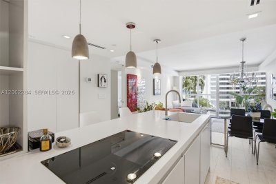 Comprar apartamento no 5600 Collins 5A