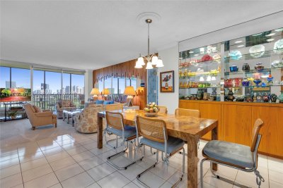 Comprar apartamento en Coronado I 1806