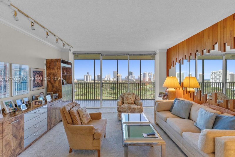 Condo for sale at Coronado I 1806