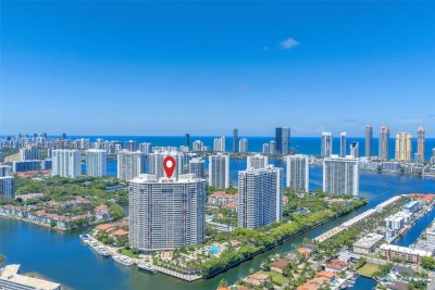 Comprar apartamento no 1000 Williams Island 1206