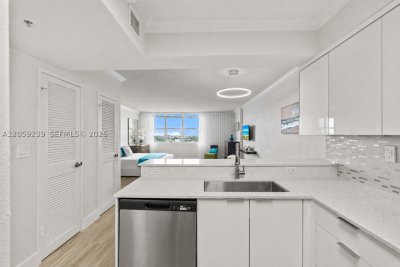 Comprar apartamento en The Wave Condo 1527