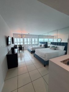 Aluguel de apartamento no Castle Beach Club 1109