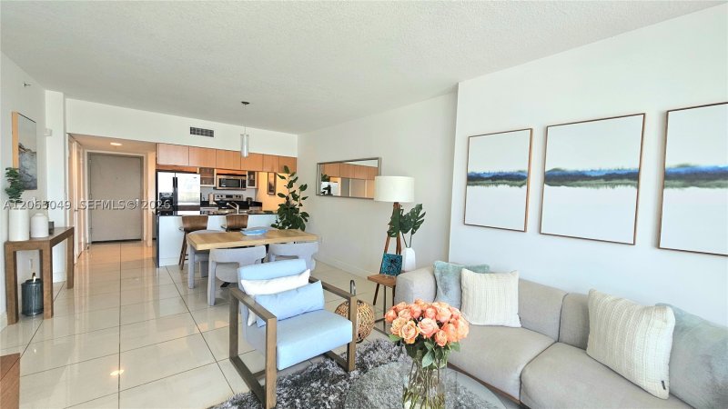 Condo for sale at Opera Tower 2010