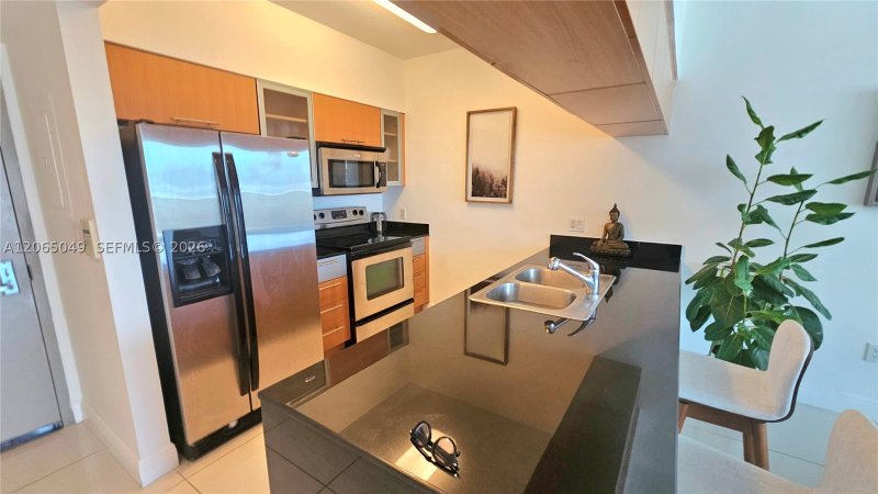 Condo for sale at Opera Tower 2010