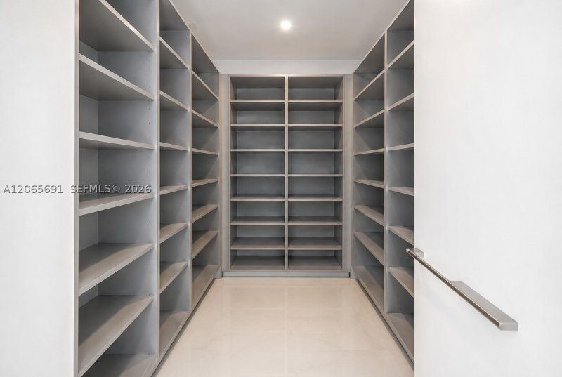 Alquiler de apartamento en Aston Martin Residences 4201E