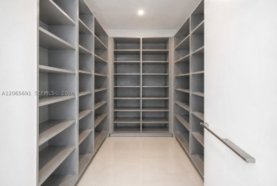 Aluguel de apartamento no Aston Martin Residences 4201E