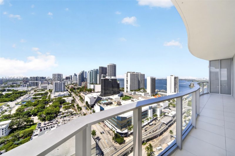 Condo for sale at Casa Bella 2607