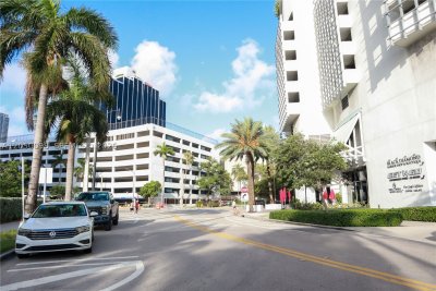 Comprar apartamento en Opera Tower 3411