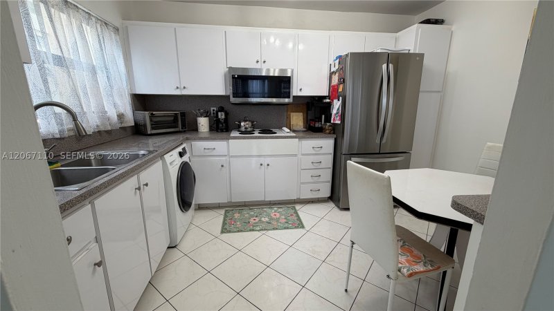 Condo for sale at Imperial Towers 509
