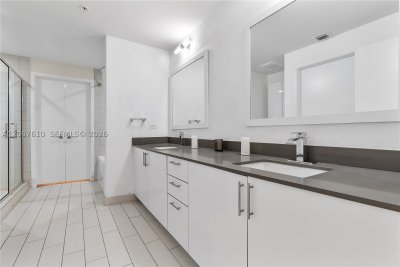 Comprar apartamento no Nine at Mary Brickell Village 2115
