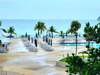 Comprar apartamento no Parker Plaza Estates 216